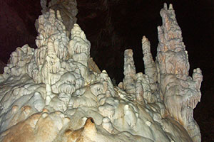 Grotte Pelekita